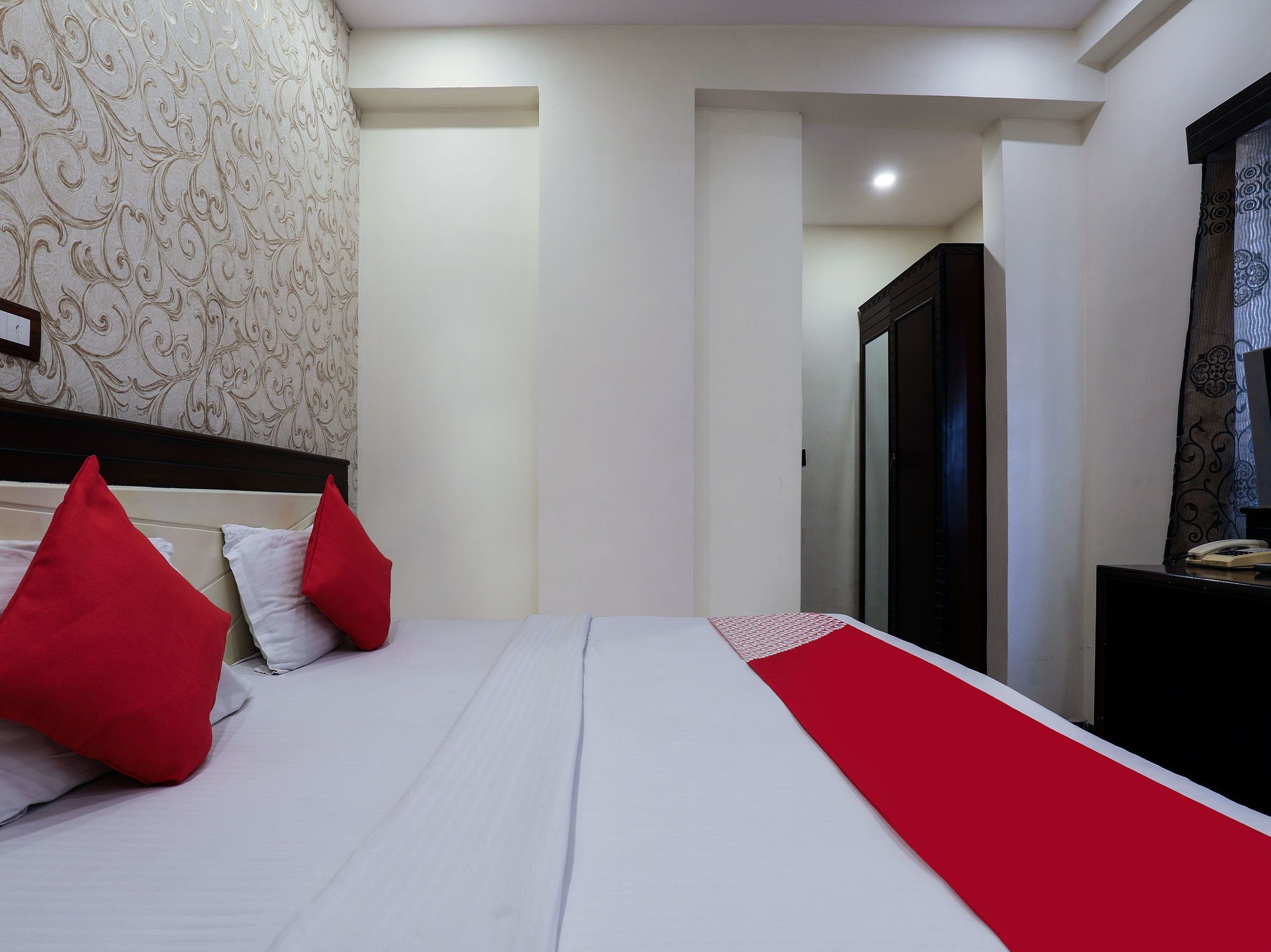 Oyo 16539 Grand Sandarshini Inn Hyderabad Exterior photo