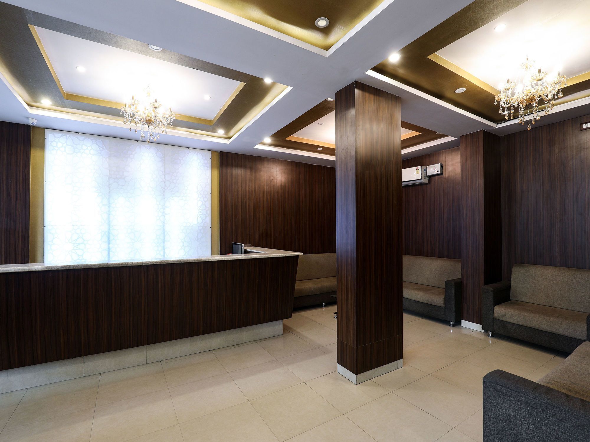Oyo 16539 Grand Sandarshini Inn Hyderabad Exterior photo